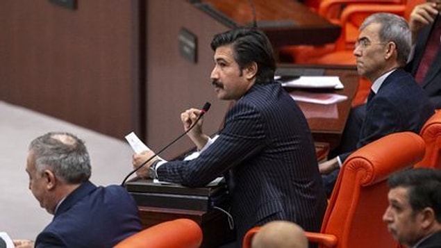 Kurucular Kurulu, kurulacak baronun genel kurulunu toplayacak ve genel kurulda yeni baronun organları seçilecek. Seçim sonucunun Türkiye Barolar Birliği'ne bildirilmesi üzerine baro, tüzel kişilik kazanacak.