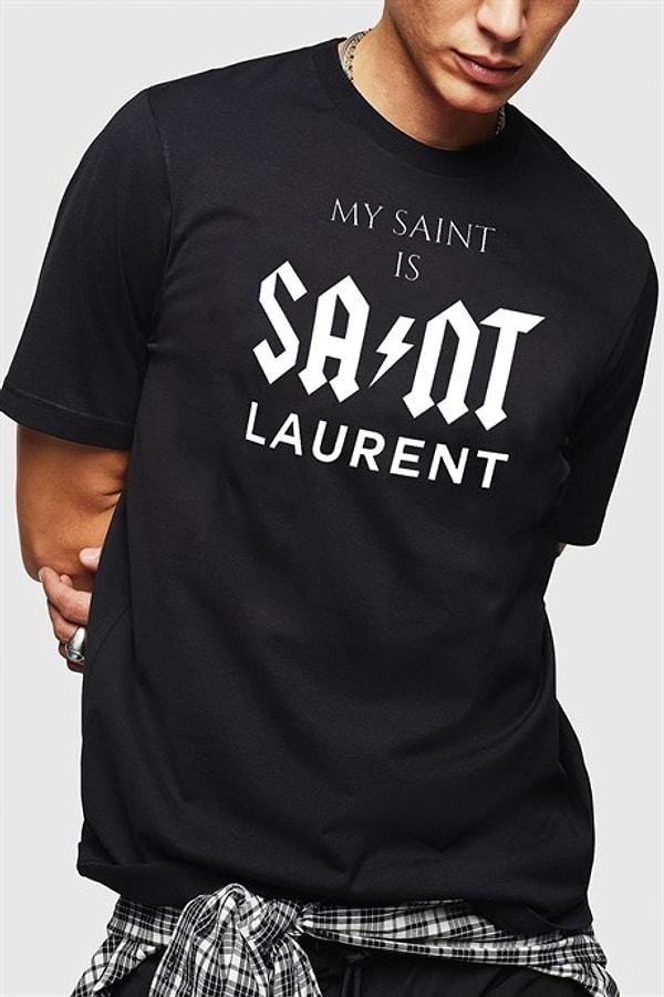 3. Influencer değiliz ki koskoca Yves Saint Laurent bize tişört göndersin derkeeeen ee fake'ini de giymeyelim değil mi, tasarım olsun bari. Buyruuun!