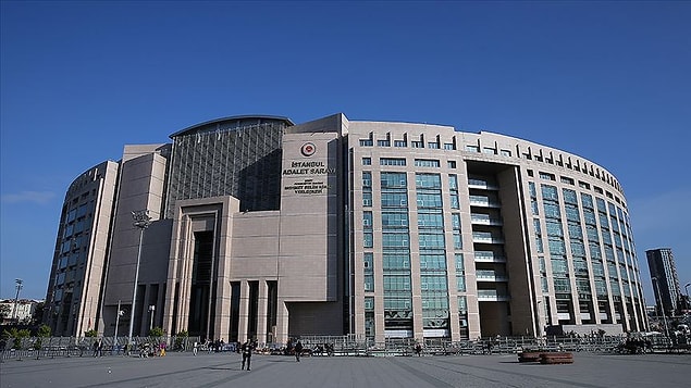 İstanbul'da gözaltına alınan beş kişiden dördü serbest