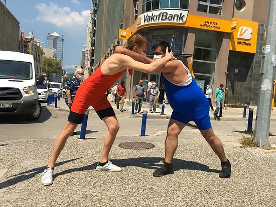 LDP'den Hamza Yerlikaya Atamasına Eleştiri: Vakıfbank Önünde Güreşip CV Bıraktılar