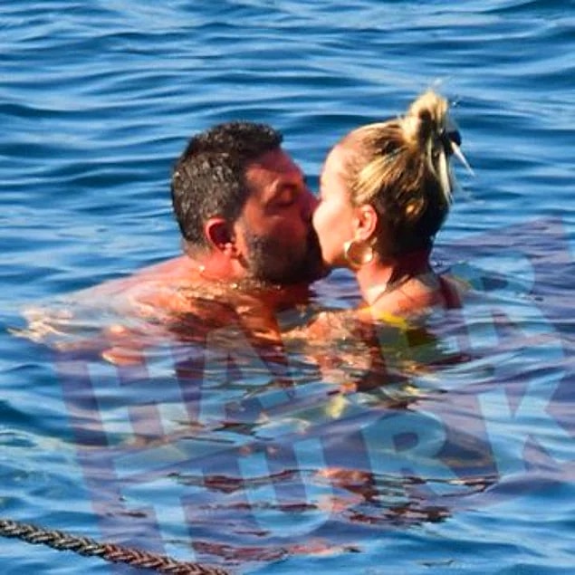 2. Ece Erken ile yasak aşk yaşadığı Şafak Mahmutyazıcıoğlu, Bodrum'da görüntülendi!