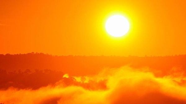 4. Dünya Güneş'e 1.3 milyon kez sığabilir.