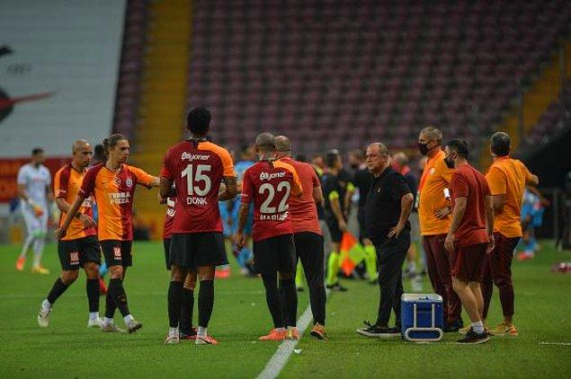 Galatasaray, 90+1. dakikada Taylan Antalyalı'nın yerde kaldığı pozisyonda penaltı kazandı.