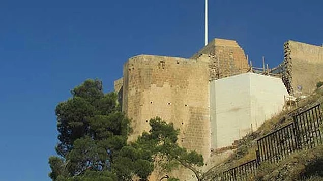 23. Urfa Kalesi - Şanlıurfa