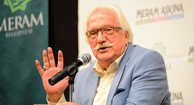 Gerçek adı Niyazi Birinci olan Yeni Akit yazarı Yavuz Bahadıroğlu, dün paylaştığı su faturasıyla gündem oldu. Ancak faturadaki bir detay sosyal medya kullanıcılarının dikkatinden kaçmadı.