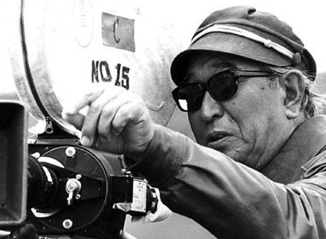 1998 yılında kaybettiğimiz yönetmen, 57 yıllık kariyerine tam 30 film sığdırmıştı.