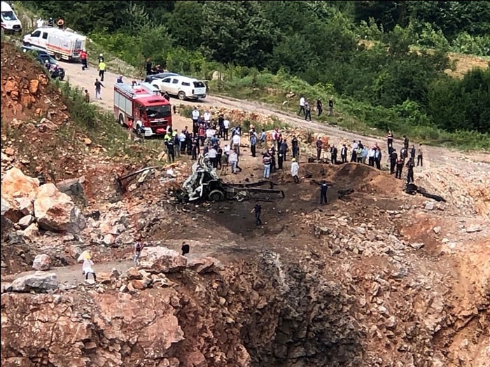 Sakarya'da Havai Fişek Fabrikasında Patlamamış Malzemeleri Taşıyan Kamyonda Patlama: 3 Asker Şehit Oldu