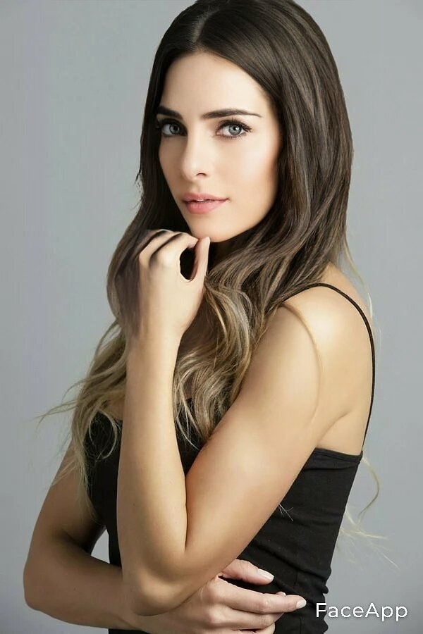 3. Мерьем Узерли + Нур Феттахоглу