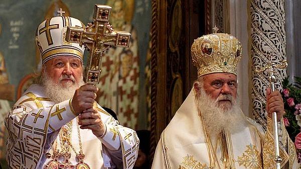‘Yunanistan başpiskoposu mahcubiyet travmasına gömülecek’