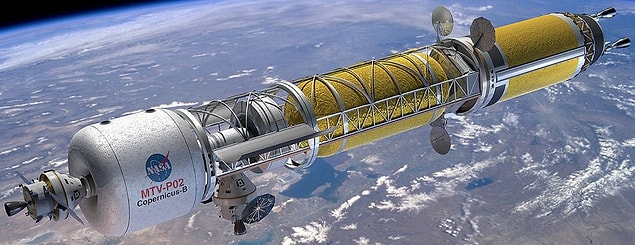 11. NASA yürüttüğü araştırmalarla gök taşlarını etkisiz hale getirmenin en iyi yolunun nükleer patlamalar olduğunu ortaya çıkardı ve bu tarz görevlere uygun uzay gemileri tasarladı.