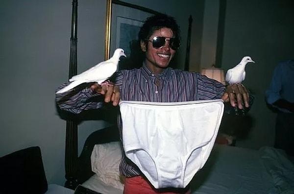 11. Michael Jackson'ın iç çamaşırı: