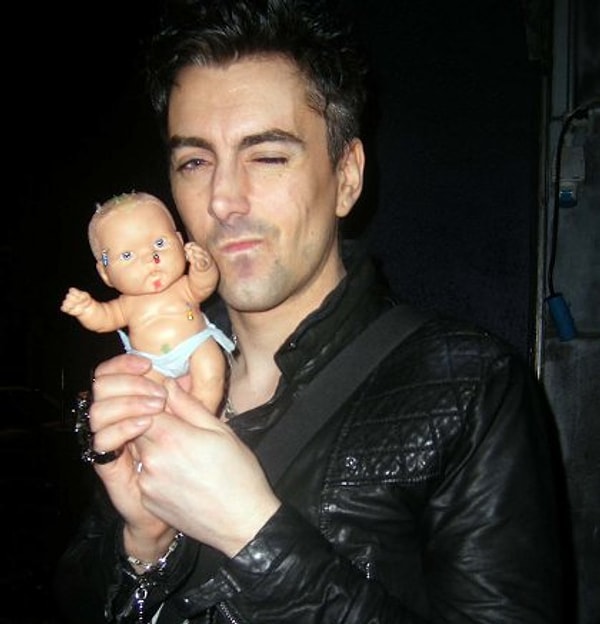 12. Иан Уоткинс