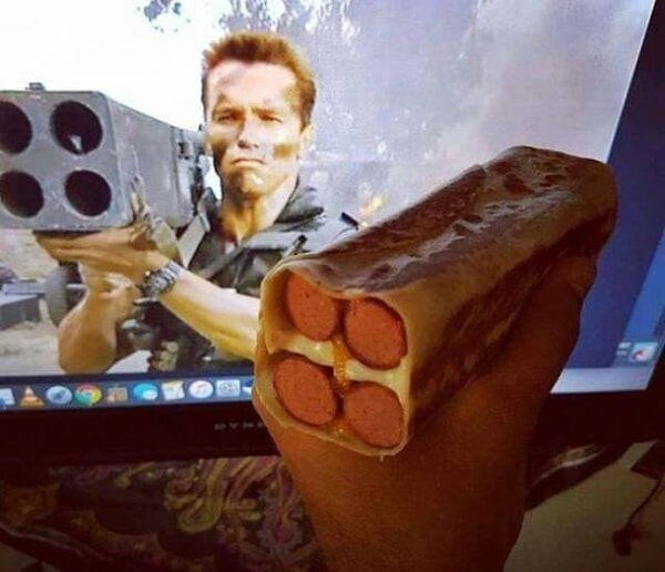 3. Когда вы хотите выглядеть круто, но все, что у вас есть, это хот-дог: