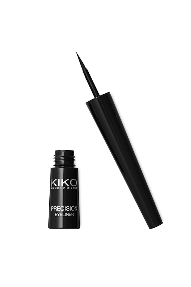 15. Sürmesi kolay bir eyeliner ile karşınızdayım: