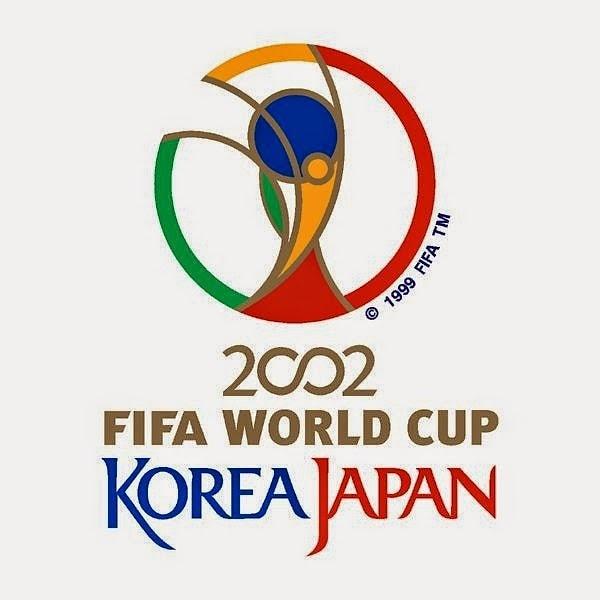 21. 2002 FIFA Dünya Kupası, Güney Kore ve Japonya'da başladı.
