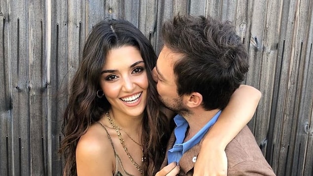 Biliyorsunuz ki, Hande Erçel ve Murat Dalkılıç'ın uzun süredir herkesi kıskandıran mutlu bir ilişkileri vardı.