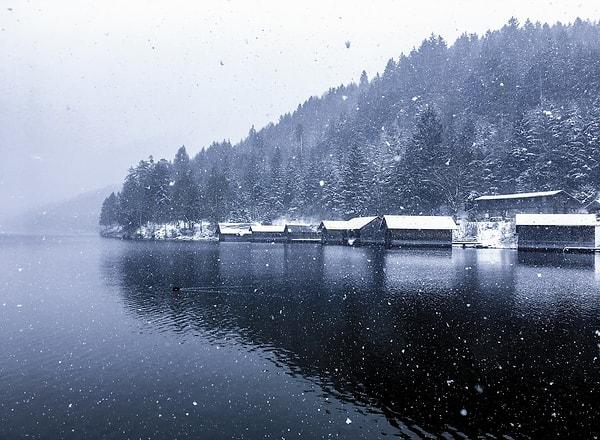 13. Norveç’te her yıl soğuktan dolayı donan ve ‘Cehennem’ adında olan bir kasaba vardır.