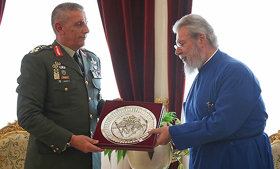 Türkiye NAVTEX İlan Etti, Yunan Genelkurmay Başkanı Acil Ülkesine Döndü