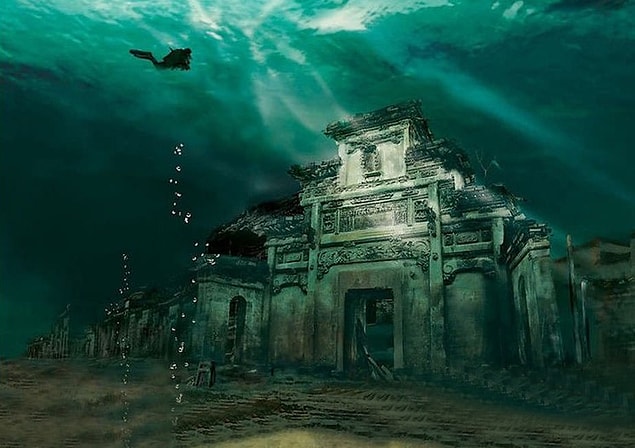 1. Batık Şehir Shi Cheng, Zhejiang-Çin
