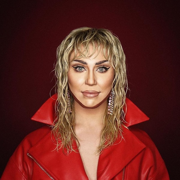 26. Майли Сайрус