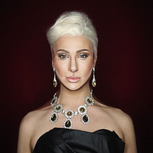 27. Леди Гага