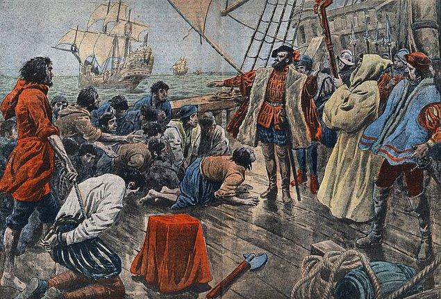 Bir süre sonra denizciler, Macellan’ın rotalarını değiştirerek işlerini baltalamak isteyen bir Portekiz casusu olduğunu bile düşündü.