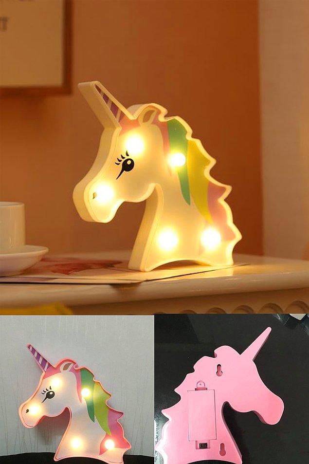 12. Flamingoları sevmiyorsanız bu Unicorn lambalar da odanızı sevimli sevimli aydınlatabilir.