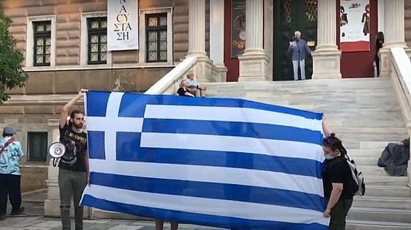 Atina ve Selanik'te Ayasofya protestosu