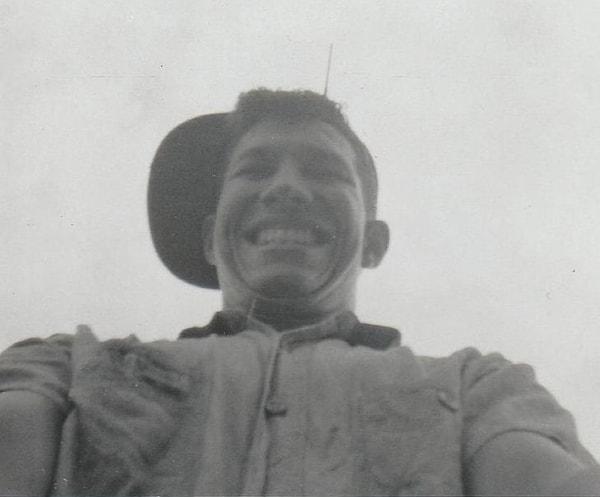 12. "Dedem 1961 yılında ilk selfie'yi icat etmiş."