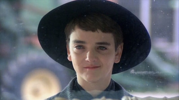 5. Джон Франклин сыграл роль 12-летнего пророка в фильме "Дети кукурузы". На то время Джону уже исполнилось 25 лет