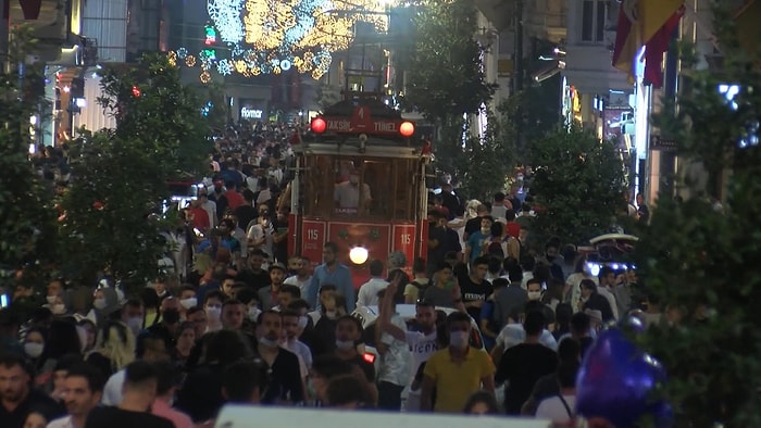 Bakan Koca, Bayramdaki Tedbirsizlik İçin 'Kaygı Verici' Dedi: Son 24 Saatte 18 Kişi Öldü