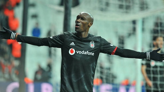 Yılın en iyi merkez orta sahaları: Atiba Hutchinson ve José Sosa