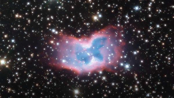 Böylece 'planetary nebula' olarak adlandırılan uzay kelebeği ilk defa bu kadar detaylı görüntülenmiş oldu.