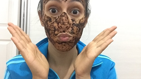 Домашние пилинги популярны так же, как и домашние маски.