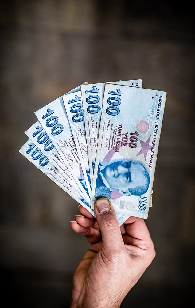 2. Hata: Borçlanmak