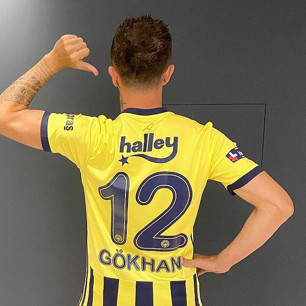 Beşiktaş'ta 4 sezon forma giyen ve sözleşmesi sona eren Gökhan Gönül eski kulübü Fenerbahçe'yle anlaştı.