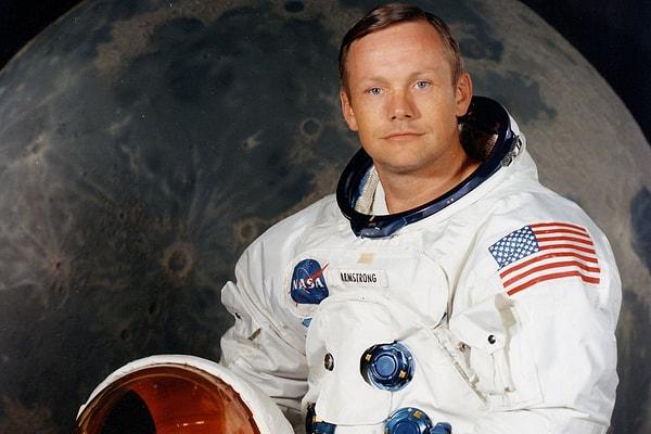 Öyleyse Neil Armstrong evrende başka canlılarında olduğuna inanıyordu!