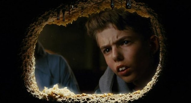 12. Guillermo del Toro'nun korku filmi “Mimic” televizyona uyarlanıyor. Dizi yönetmenliğini Paul W.S. Anderson yapacak.