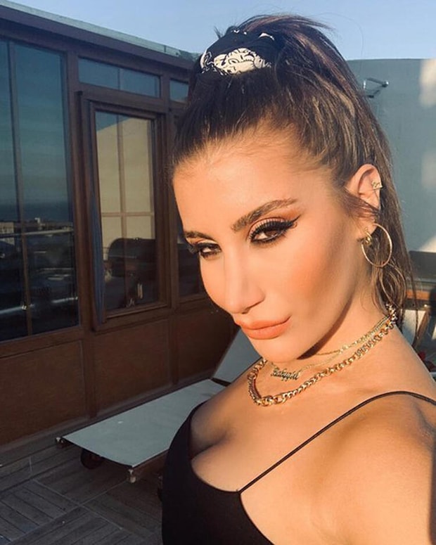 İrem Derici