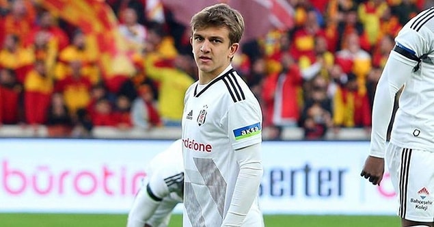 4. Rıdvan Yılmaz ➡️ Stuttgart