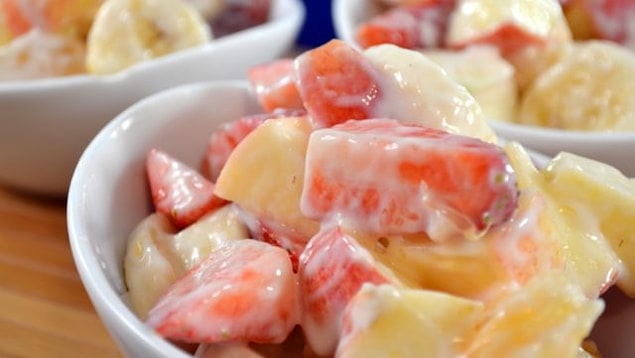 11. Meyve salatası