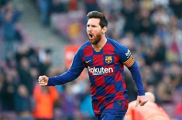 14. Kadronun en değerlisi ise futbolunu izleyebildiğimiz için çok şanslı olduğumuz bir isim: Lionel Messi. Değeri ise 112 milyon Euro.