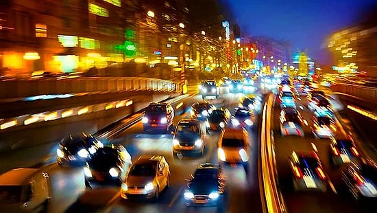 Benzinin Litre Fiyatına 23 Kuruş Zam