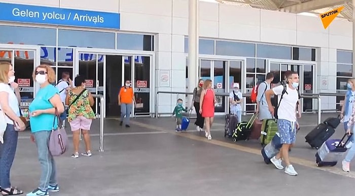 529 российских туристов прибыли в Анталью (видео)