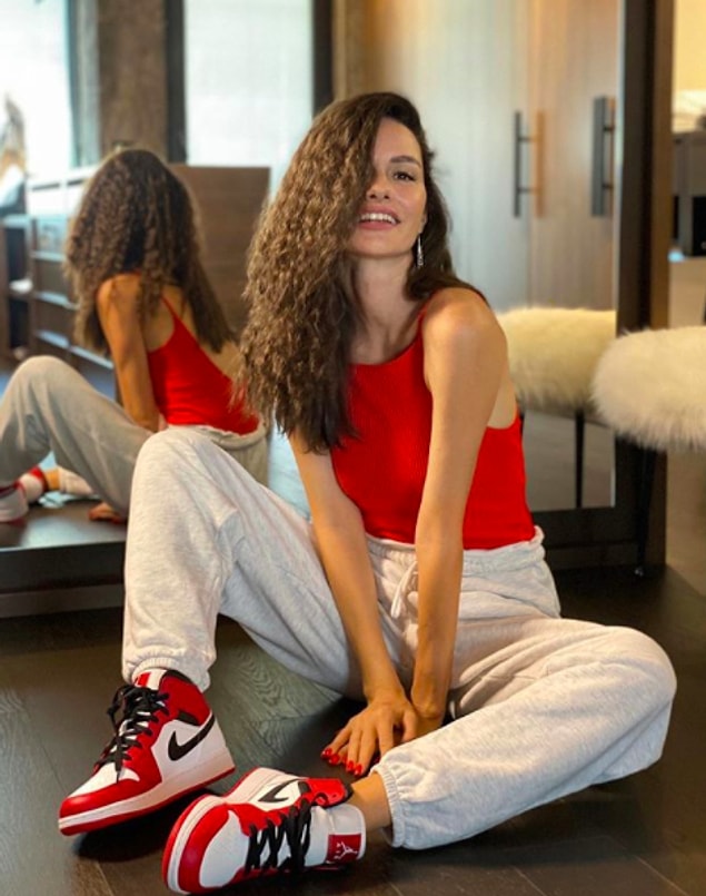 7. Yasemin Özilhan'ın yeni stili sosyal medyada oldukça beğenildi!