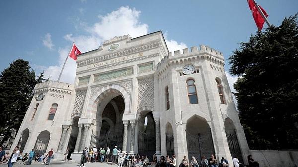 İstanbul Üniversitesi 401-500 sıralamasında yer alarak Şanghay Klasmanı'na göre Türkiye'nin en iyi üniversitesi oldu.