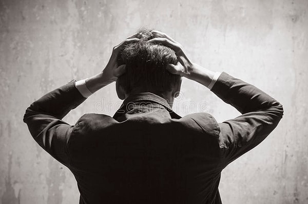 Мужчина в отчаянии