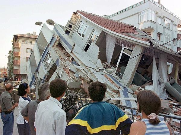 Depremde kaç kişi hayatını kaybetti, ne kadar bina hasar gördü?