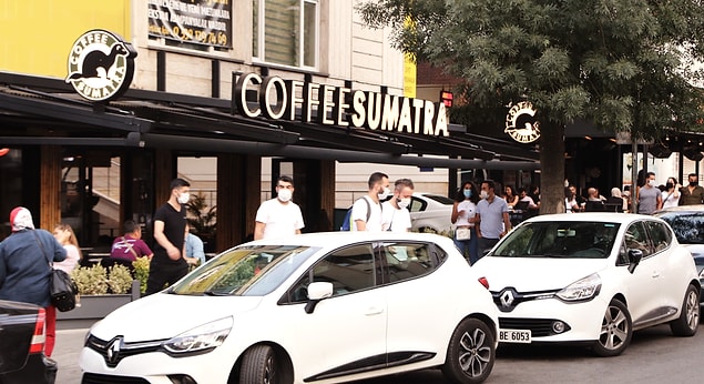 5. Coffee Sumatra Ankara Bahçelievler 7. Cadde şubesinde eşsiz lezzetleri deneyimleyebilirsiniz.