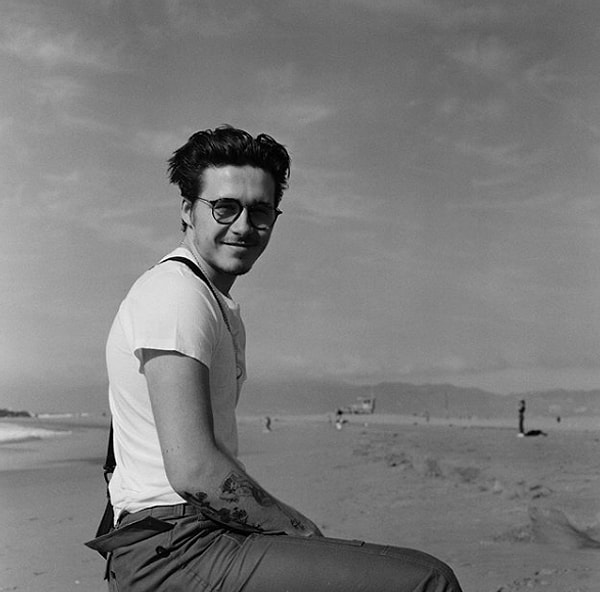 Личная жизнь 21-летнего Бруклина Бекхэма, старшего сына пары, была довольно активной.